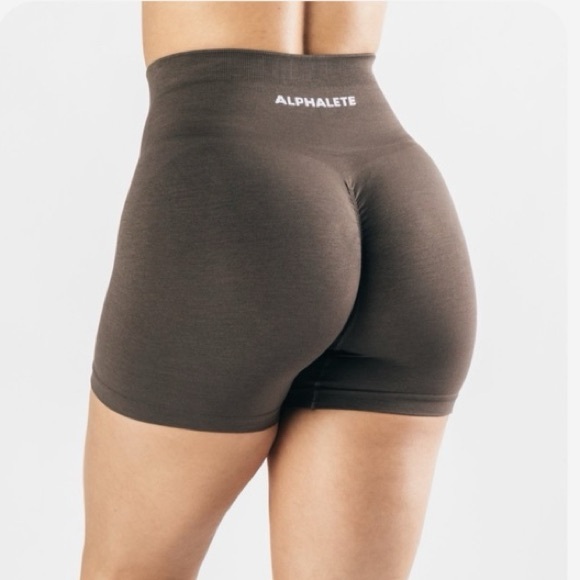 Alphalete amplify 4.5 inch shorts in mocha - Picture 2 of 8